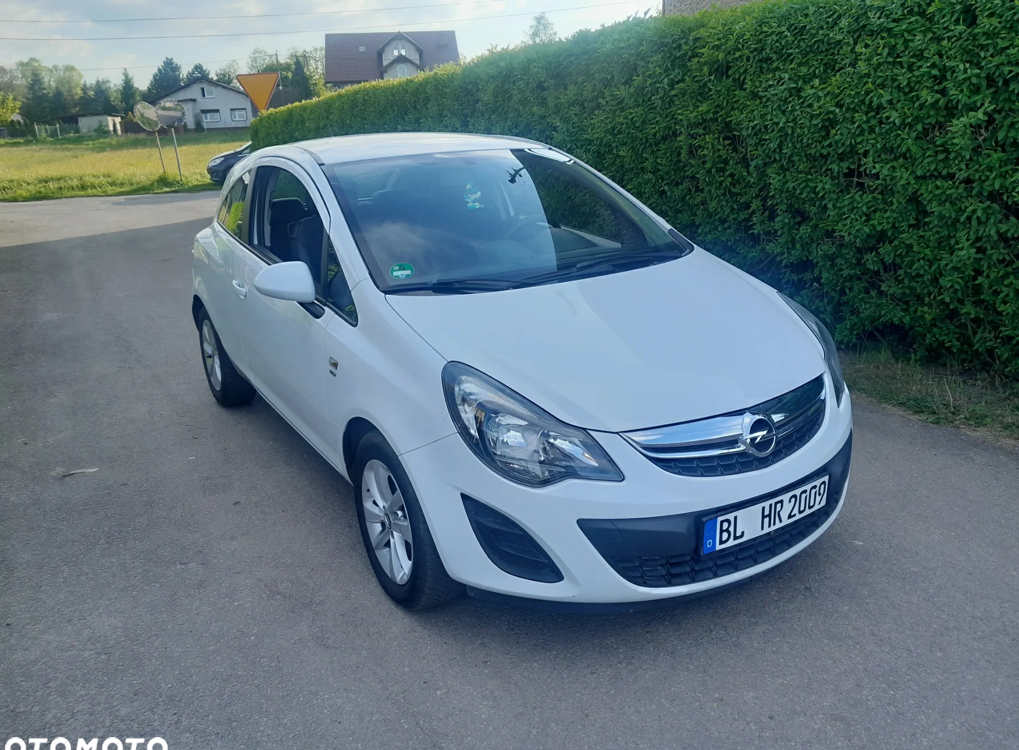 Opel Corsa cena 17950 przebieg: 99500, rok produkcji 2014 z Krynki małe 497